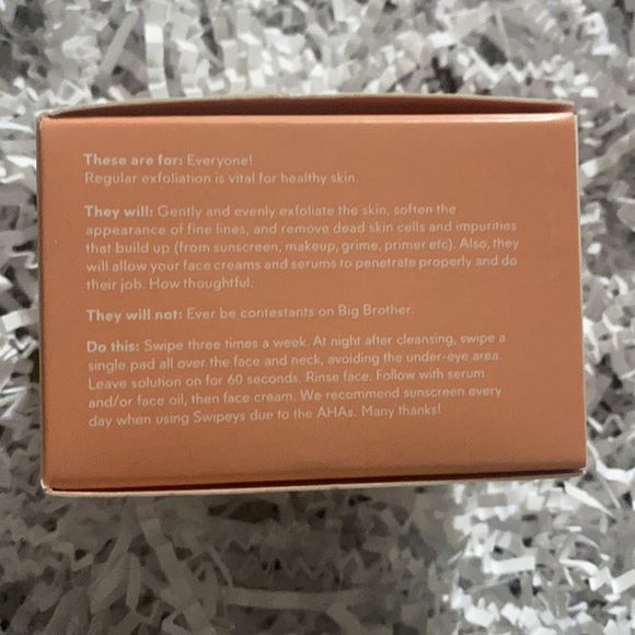 Go-To exfoliating swipeys 50 pads - Picture 2 of 3